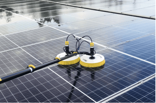 Máy rửa pin mặt trời Sauber SDB75 siêu dài 7.5m. Dùng pin Lithium 24V 
