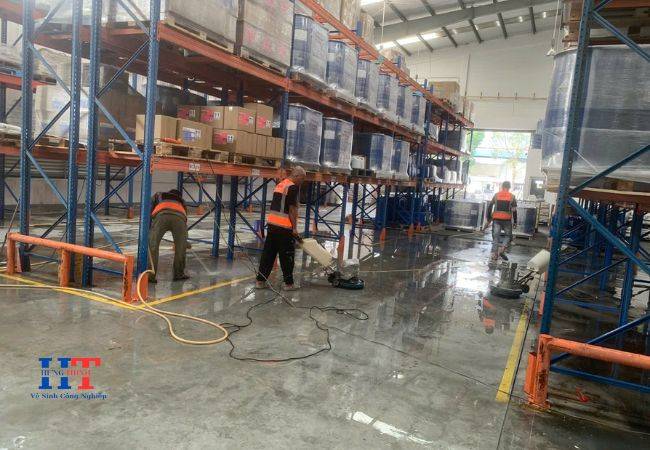 Dịch Vụ Vệ Sinh Nhà Xưởng Tại Hóc Môn TP. Hồ Chí Minh